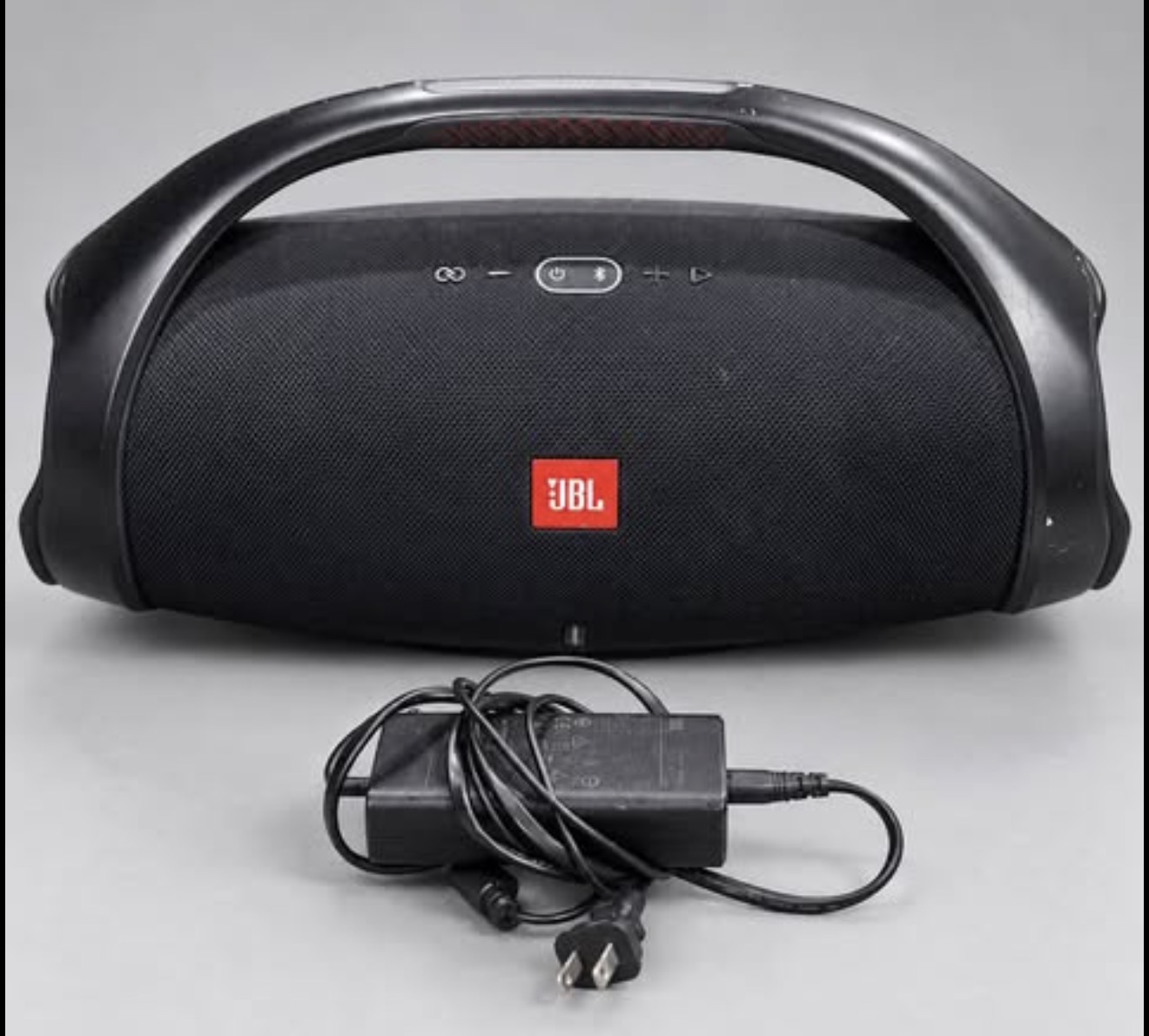 Un Parlante Grande JBL