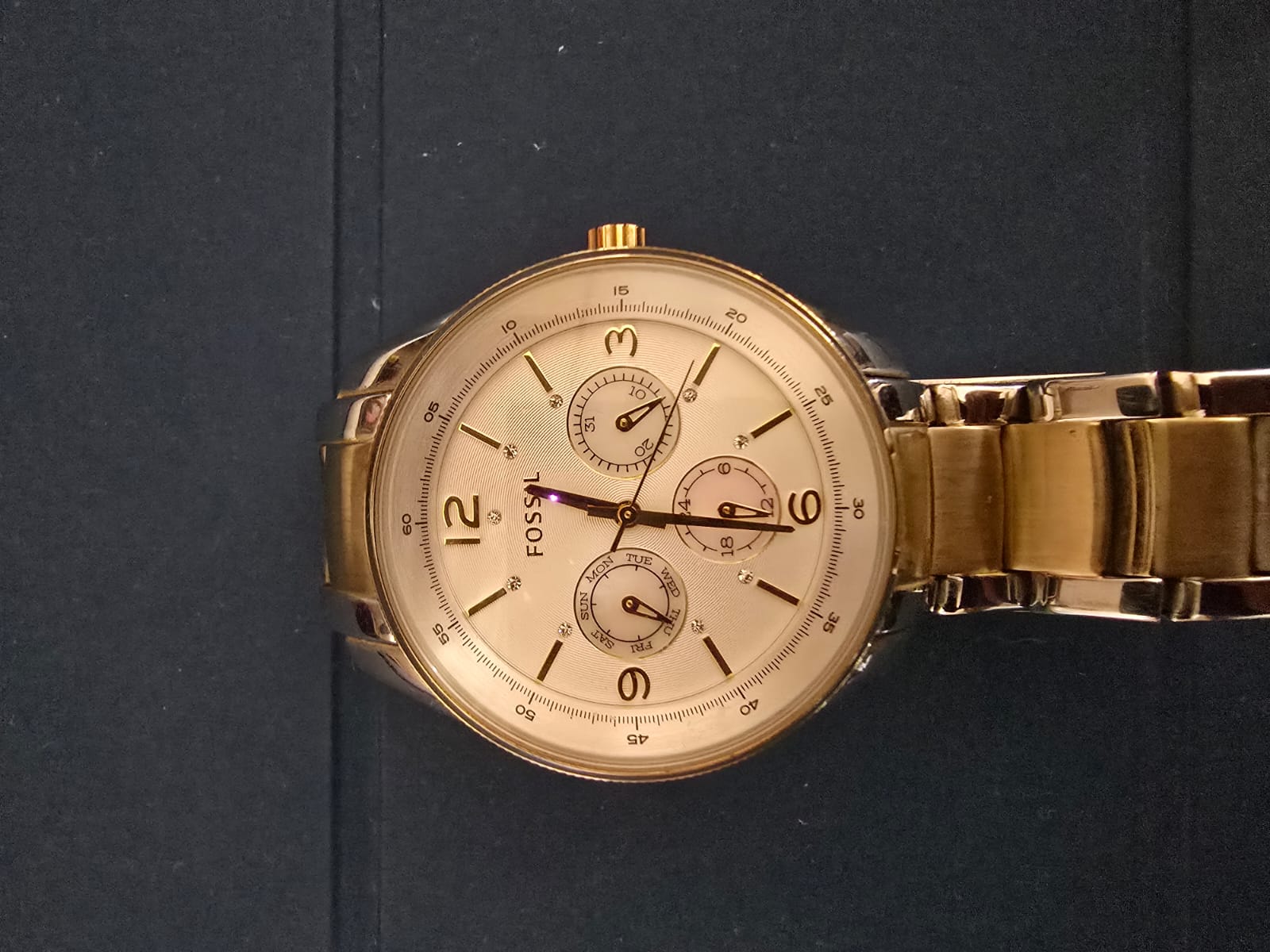 Reloj Fossil con baño de oro