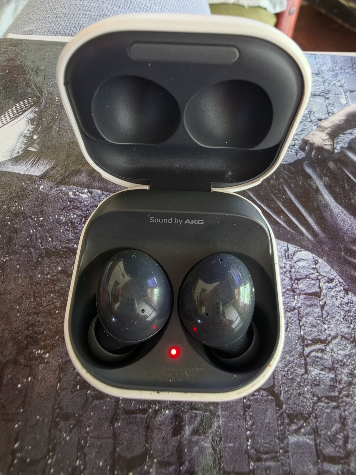 Samsung Galaxy buds 2
