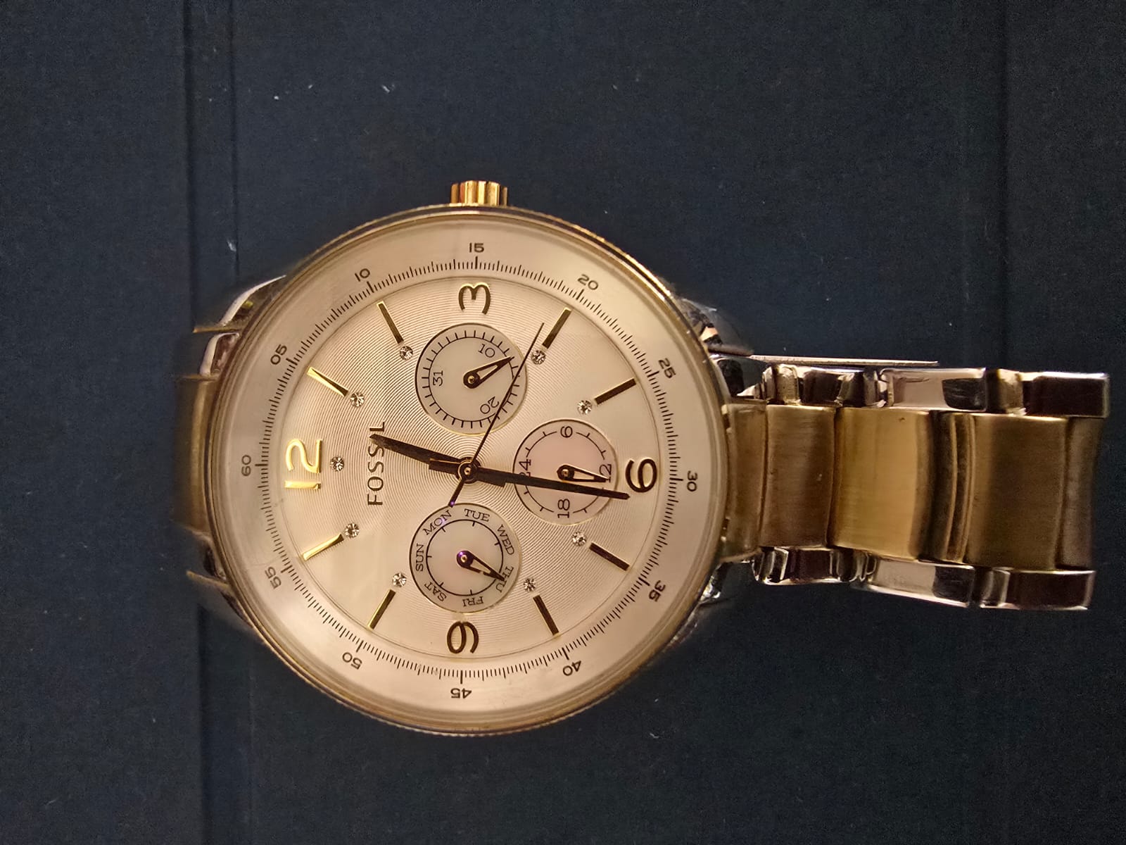 Reloj Fossil con baño de oro